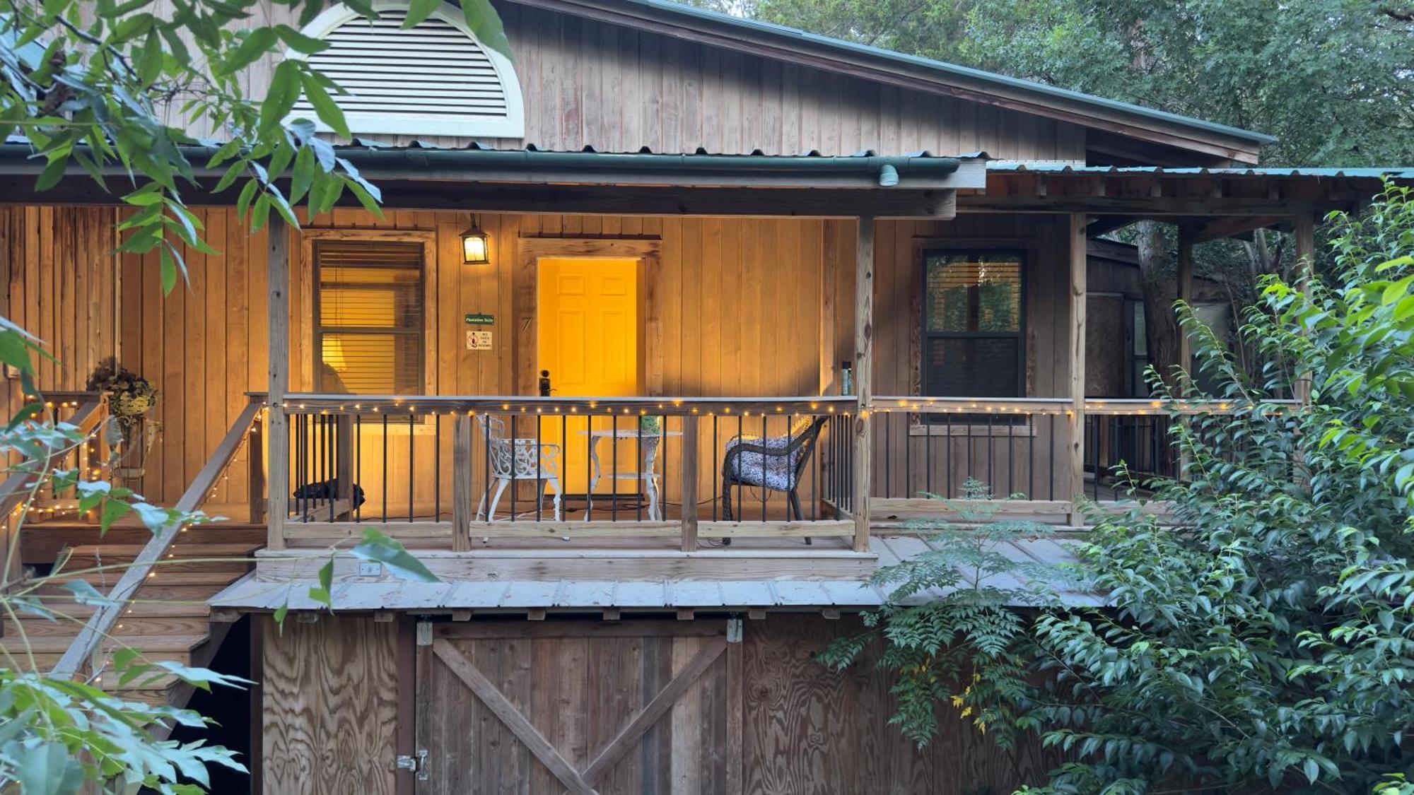 Bed And Breakfast On White Rock Creek Уэйко Экстерьер фото