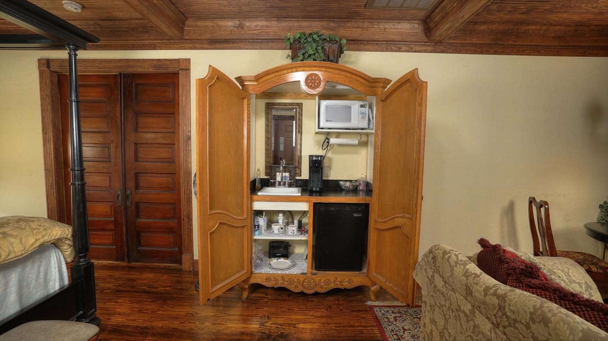 Bed And Breakfast On White Rock Creek Уэйко Экстерьер фото